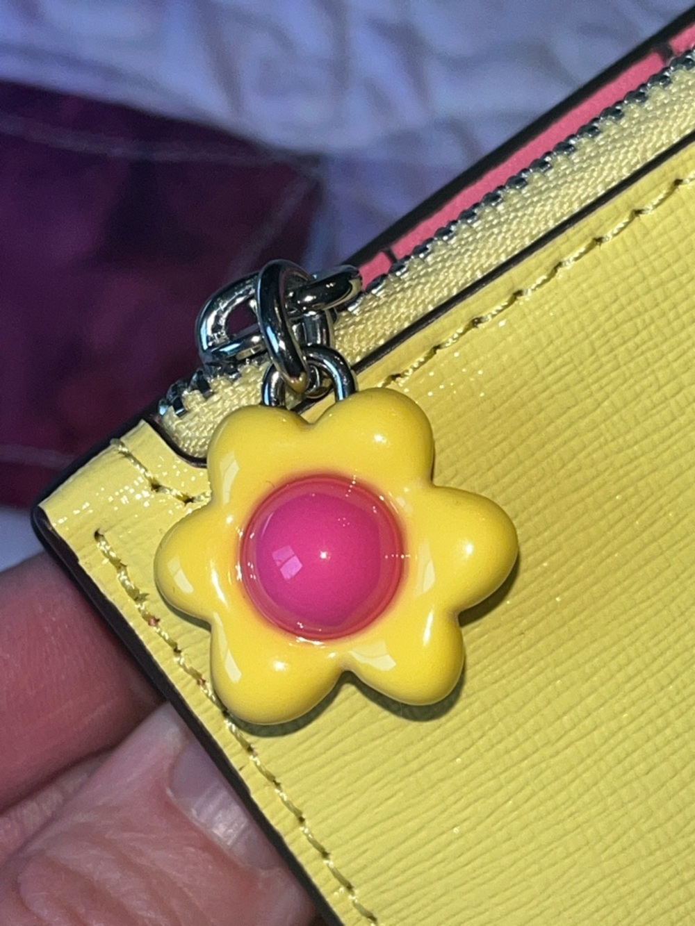 kate spade NWT! Devin Small Slim Bifold Wallet with Flower Charm - Picture 6 of 9